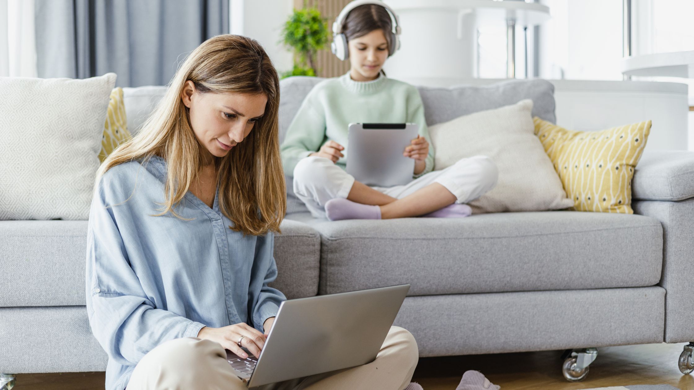 Read more about the article How To Balance Work and Homeschooling As A Work-From-Home Parent